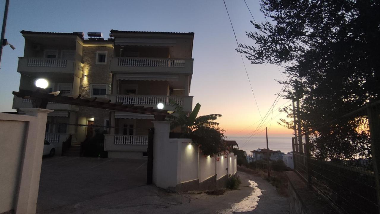 דרמי Spartila Apartments מראה חיצוני תמונה
